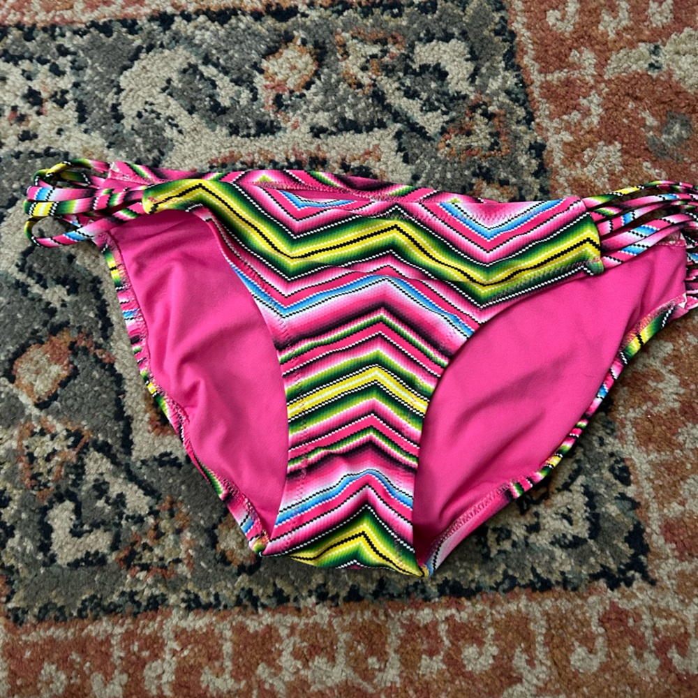 Bikini bottoms